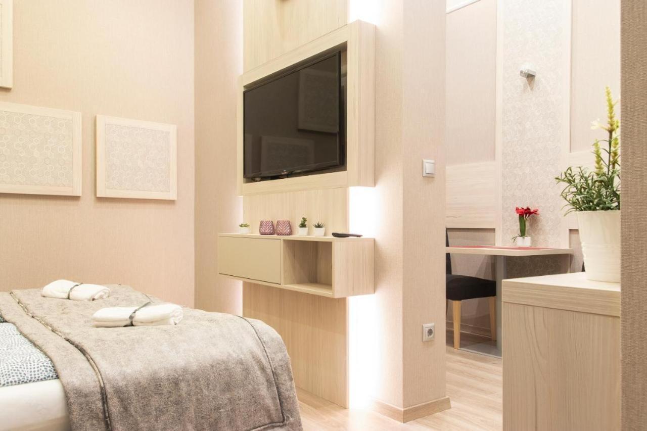 Central Relax Boutique Suites Budapest Kültér fotó