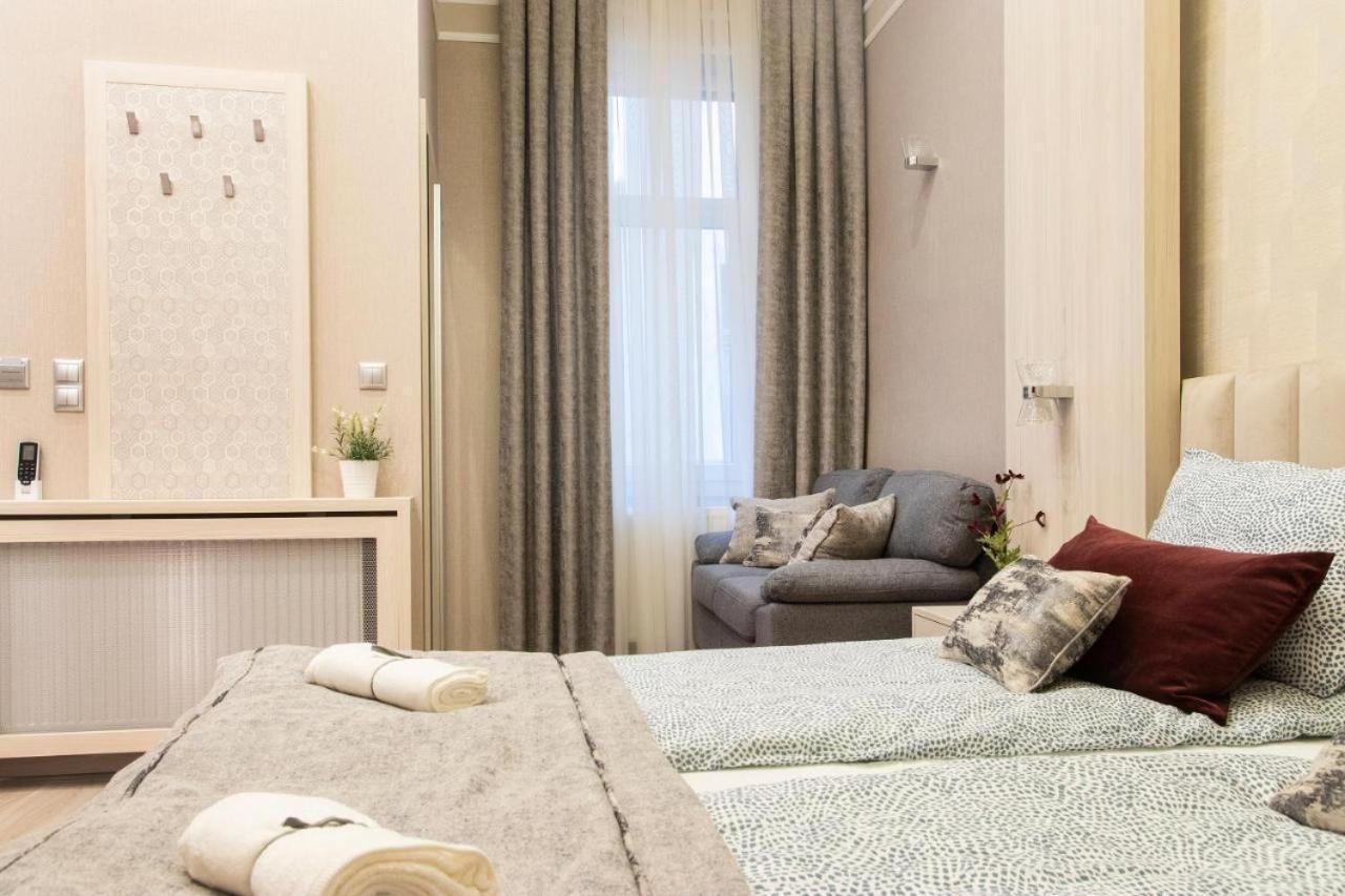 Central Relax Boutique Suites Budapest Kültér fotó
