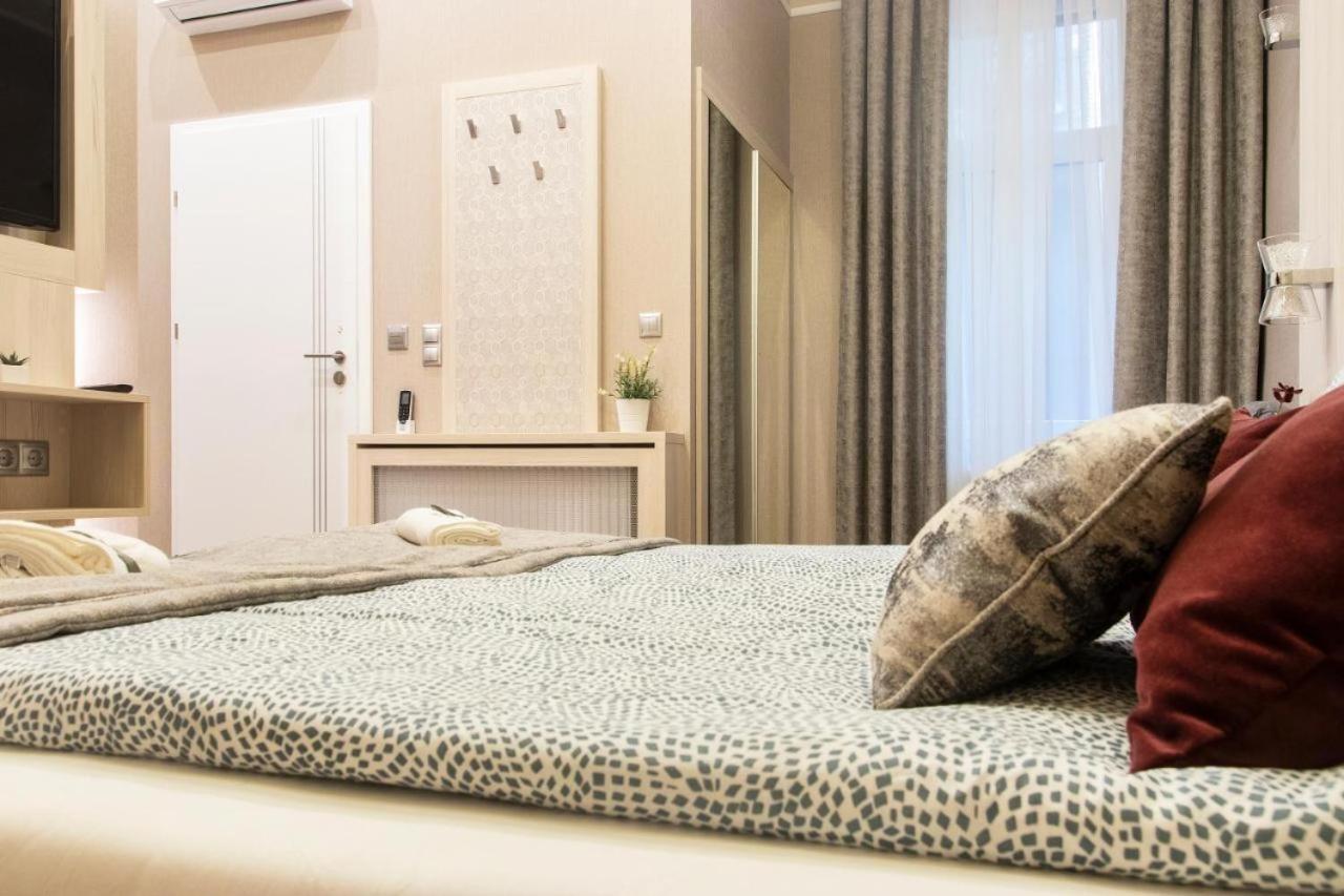 Central Relax Boutique Suites Budapest Kültér fotó