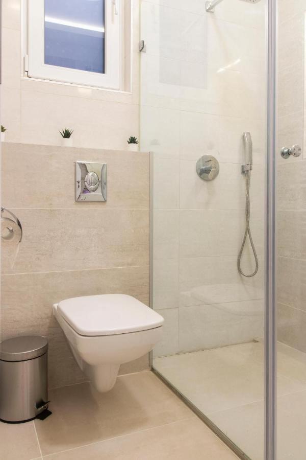 Central Relax Boutique Suites Budapest Kültér fotó